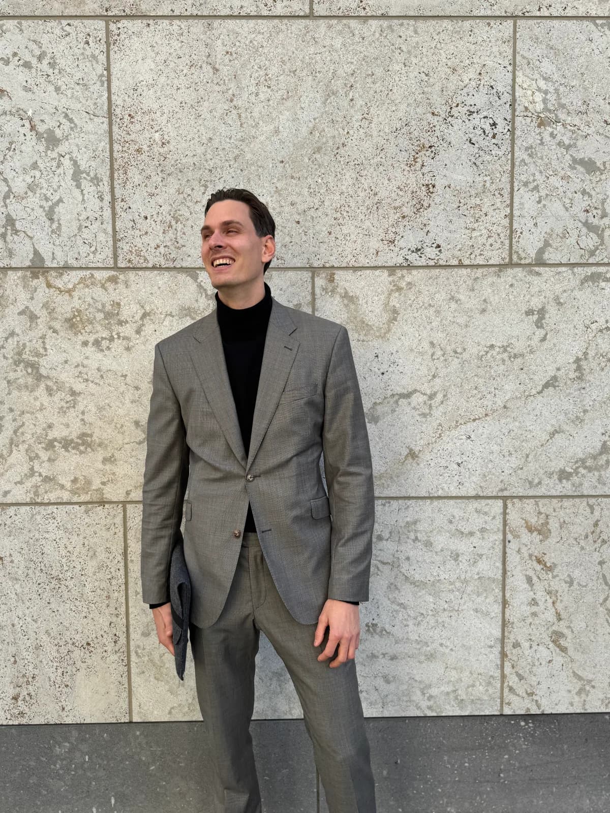 Jonas – Immobilienmakler bei Handshake Homes